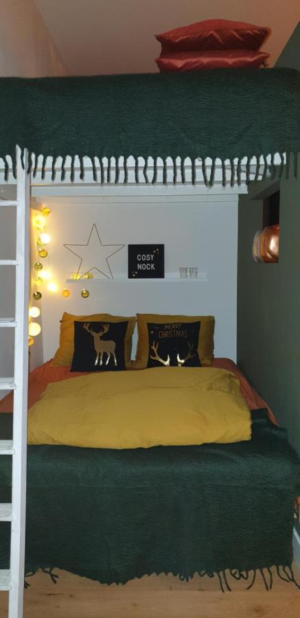 Cosy Nock ! Little Gem At City Center With Large Terrace ! Breda Esterno foto