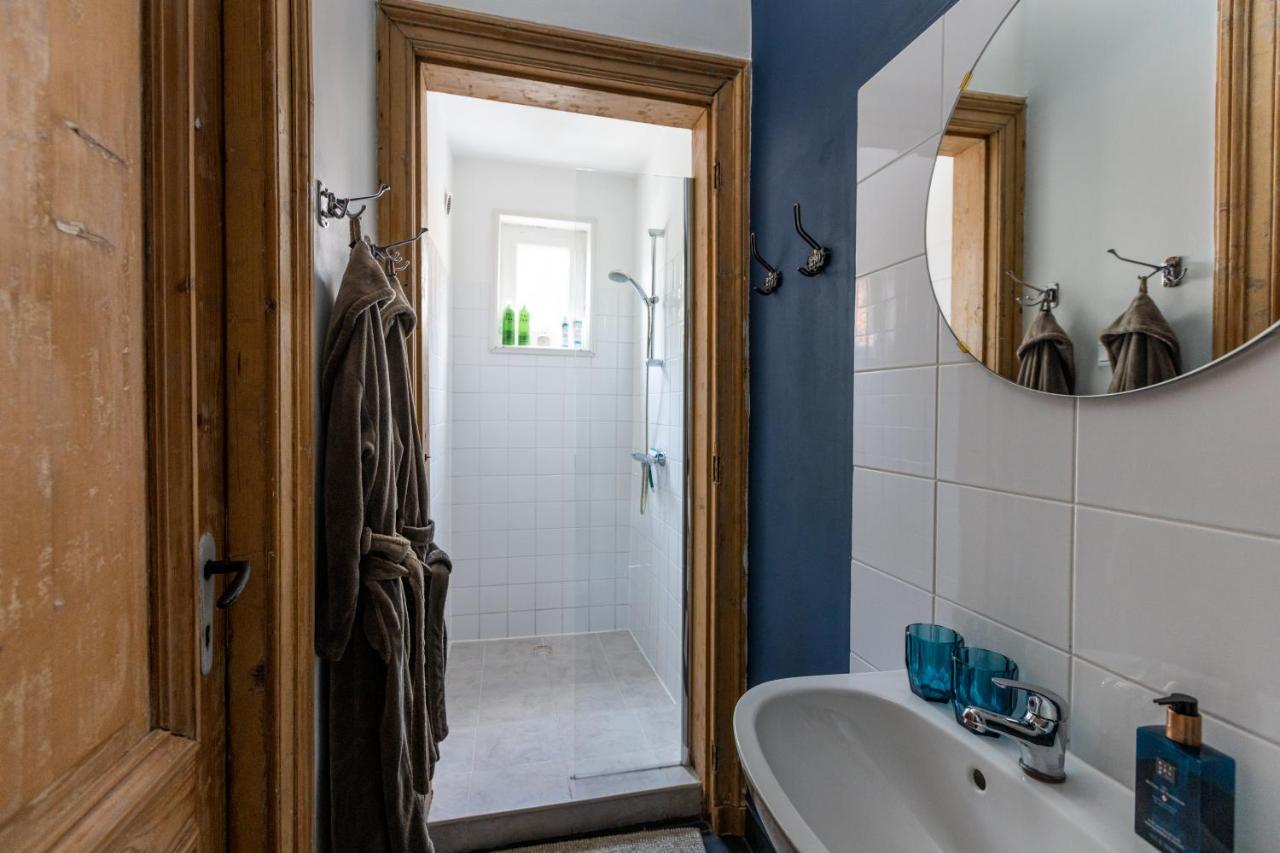 Cosy Nock ! Little Gem At City Center With Large Terrace ! Breda Esterno foto